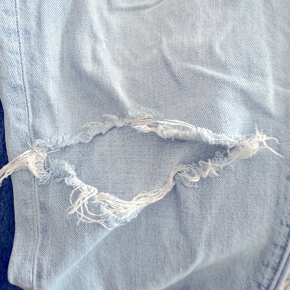 Men’s Abercrombie & Fitch Ripped Jeans size 34x32 - Picture 7 of 10